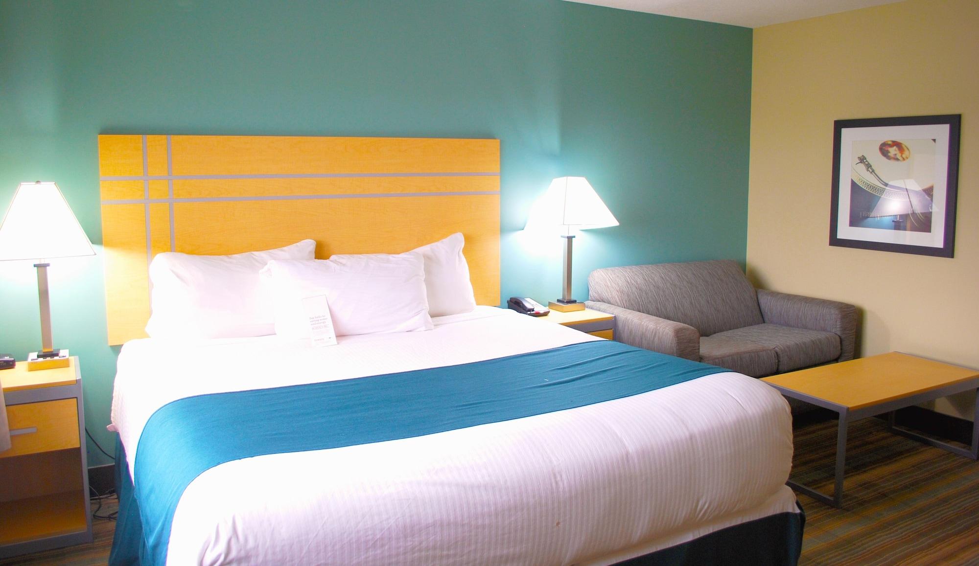 Ramada By Wyndham Edmonton Yellowhead Nw エクステリア 写真